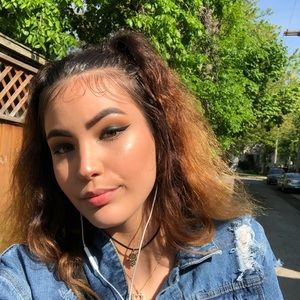 Meet your Posher, Breanna